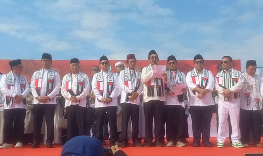 Dari Jakarta untuk Dunia, Seruan Hentikan Genosida Gaza Menggema dalam Tiga Bahasa!